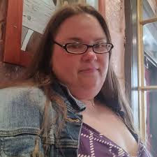 Bank said I couldn't touch my own money… so I played by their rules 💸😉  Living in Korea, my bank limited me to only $870 withdrawals a day. No  issue—until I had