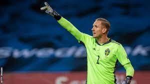 Liverpool vs roma in chase for sweden shot stopper robin olsen. Everton Transfer News Robin Olsen Signs On Loan From Roma Bbc Sport