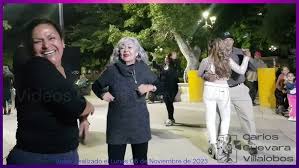 ISAI ROJAS (La Flor de Melón) NO Cuento con Derechos de Autor Letra y  Música que se reproduce