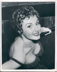 57 British Actress Barbara Roscoe Sexy Cleavage Photo