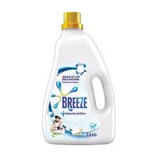 Sebenarnya plan tak berapa rajin sangat nak basuh baju baby ni, tapi demi anakku yang tercinta, aku gagahkan juga diri aku ni untuk membasuh dengan penuh kasih sayang. Ulasan Breeze Gentle On Skin Home Tester Club