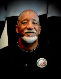 Grover Curry's Instagram, Twitter & Facebook