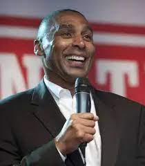 Roger Craig Age: Biography, Net Worth & Career Highlights - Mabumbe