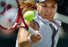 Jankovic, Venus win at Family Circle Cup