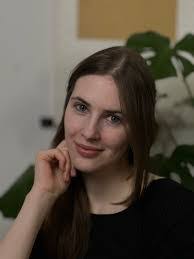 Anne Rosenberger's Instagram, Twitter & Facebook