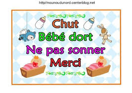 Affiches De Porte Chut Bebe Dort Ne Pas Sonner Merci Chut Bebe Dort Bebe Dort Assistante Maternelle