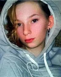 If anyone knows an Elizabeth bunch she forgot her ATM card at Sunoco  station