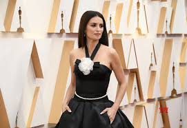 Known outside her native country as the spanish enchantress, penélope cruz sánchez was born in madrid to eduardo cruz, a retailer, and encarna sánchez, a hairdresser. Penelope Cruz Still From Oscars 2020 Red Carpet