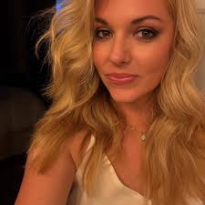 What are the must-visit places in Nashville?