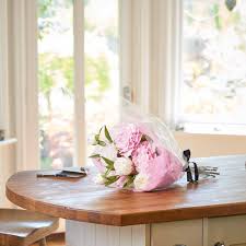 Refusing to wilt and wither, this faux floral arrangement offers a boost of botanical beauty without any upkeep. It S Home Day At Qvc Uk Today And We Peony Faux Flowers Facebook