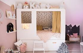 Das dach schützt vor sonneneinstrahlung, sodass die kinder den sandkasten auch mittags nutzen können. Diy Kojenbett Furs Kinderzimmer Ich Liebe Deko