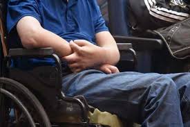 Multiple sclerosis (ms) is a condition that can affect the brain and spinal cord, causing a wide range of potential symptoms, including problems with vision, arm or leg movement, sensation or balance. La Esclerosis Multiple Afecta Cada Semana A 35 Nuevas Personas