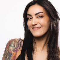 Lisa Wallen's Instagram, Twitter & Facebook