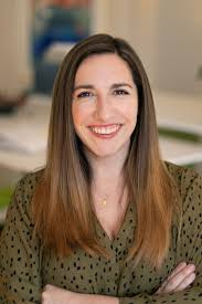 Lisa Mckell's Instagram, Twitter & Facebook