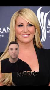 Leanne Womack Backup Singer