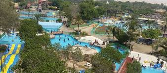 Jempol waterboom berlokasi di cirebon, menyajikan kolam air lengkap dengan spot wisata menarik, wahana seru dan harga tiket masuk terjangkau. Update Harga Tiket Masuk Dreamland Ajibarang Banyumas Daftar Harga Tarif