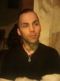 I need someone to talk too. Open mind and willing to.listen and not judge a  person.. someone that understands sobriety!!! I had a sponsor and he told  all my secrets !!! |