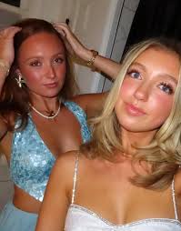 Sara Madison (@saramadisonleggett) • Instagram photos and videos