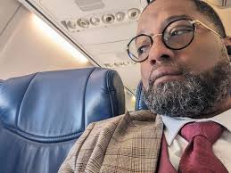 An empty middle seat is one of the finer things in life.