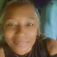 Tracy Rounds's Instagram, Twitter & Facebook