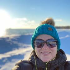 Amy Beauchamp (@MrsABeauchamp)