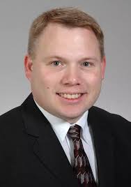 UW-L Sweeps Doubleheader; Helixon Earns 200th Win