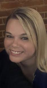 Amanda Evan's Instagram, Twitter & Facebook