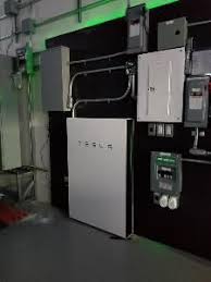 In 3 einfachen schritten tesla powerwall zertifizierter installateur werden die tesla mobile app kann auf itunes und im google play store kostenlos heruntergeladen werden. Pin On Powerwall