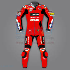 Son style de pilotage est assez fougueux ce qui lui cause de nombreux. Motorrad Schutzanzug Francesco Bagnaia Ducati Motogp 2021