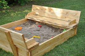 Sandbox With Lid That Turns Into A Bench Perfect Zandbak Kinderzandbak Zandbak Deksel