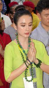 Gần đây, angela phương trinh thường xuyên đăng tải những thông tin gây tranh cãi dư luận. Angela PhÆ°Æ¡ng Trinh Quyáº¿t Ä'á»‹nh Äƒn Chay Trá»n Ä'á»i