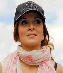 Helene segara* loin du froid de décembre (single) 2 versions : Helene Segara Height Husband Bio Net Worth Famous Born