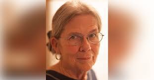 Jess Buck's Instagram, Twitter & Facebook