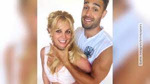 Britney spears ist wieder voll in shape. Britney Spears Freund Sam Asghari Will Normale Zukunft Mit Der Sangerin