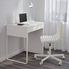 This desk is available in a classy white or a suave black, so there should be something for most apartment styles. 38 The Basic Facts Of White Desk Bedroom Small Spaces White Desk Bedroom Ikea White Desk Desks For Small Spaces