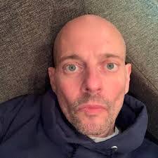 Jonathan Slavin's Instagram, Twitter & Facebook