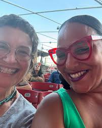 I am NEVER disappointed when I say yes to myself (especially when the thing  I'm saying yes to includes a private chef🌱.) Creating an inspiring retreat  for women to expand their truths