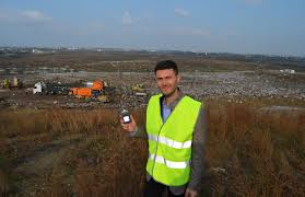 Bucuresteni speriaţi de un miros suspect ecologist groapa de gunoi iridex chiajna este o resursă fantastică de bio gaz. Usr Cere Inchiderea Gropii De Gunoi Din Chiajna Uniunea SalvaÈ›i Romania