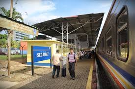 It was learnt that prasarana is planning to build a railway stop for the komuter trains near the proposed bandar klang lrt station located at the ktmb operationally, it may be similar to ktm kl station, where the komuter platform is outside of the old station building. Segamat Railway Station Railtravel Station