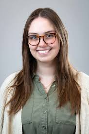 Hannah Shively's Instagram, Twitter & Facebook