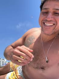 Happy #Saturday!! I'm at my #happyplace I think I was a fish in a past life  😂😂😂😂 #actorslife #arabactors #egyptian#beach #santamonica #malibu  #california #ocean #guyswithtattoos