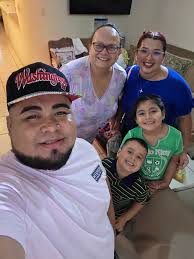 Conociendo seguidora de la página muchas bendiciones y gracias por los  detalles para la familia 🙏🏼