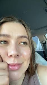 Sarah Northrup's Instagram, Twitter & Facebook