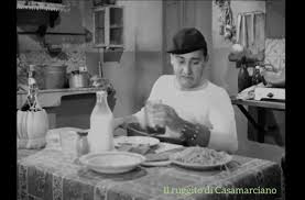 Scegli la consegna gratis per riparmiare di più. Alberto Sordi Maccarone Il Ruggito Di Casamarciano