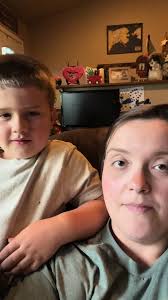 #littlecountryboys #mother #son #lukecombs #singyourheartout