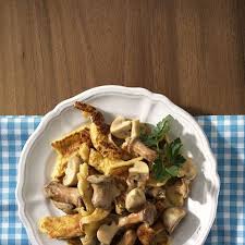 Kratzete Mit Rhabarber Rezept Essen Und Trinken