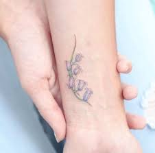 100 Tattoos Every Woman Should See Before She Gets Inked Tattooblend Tattoos Bluebell Tattoo Pretty Tattoos For Women