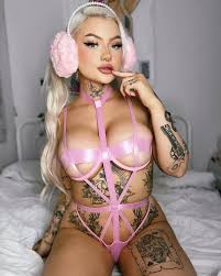 I was kicked off the ice-skating rink after a Karen shamed my skirt