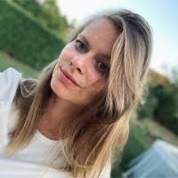 20+ "Sara Moret" profiles