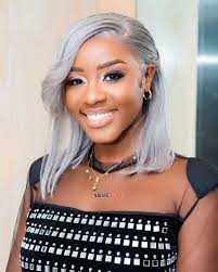 Un sourire ne coûte rien, mais il rapporte beaucoup.🙏Shoot by 📸 👉  @ndiaye_events @terrangaa_senegal #senegal🇸🇳 #senegal #senegalesetwists  #senegaltwist #senegalese #dakar #team221